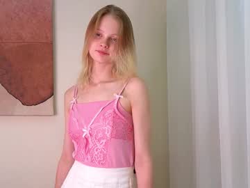 Rosamyers, Goal: tease my top !!! Hello! My name is Rosa. I'm #new here.  #bigboobs  #18 #shy #bigass [111 tokens remaining], webcam photo