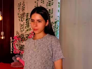 Roseannabetacourt, 18 years old, GOAL :  ?What could be better than cooling a hot body with an ice cube ? My name is Nicky it`s my first day here :3 #shy #new #18 #bigass #bigboobs [220 tokens remaining], webcam photo