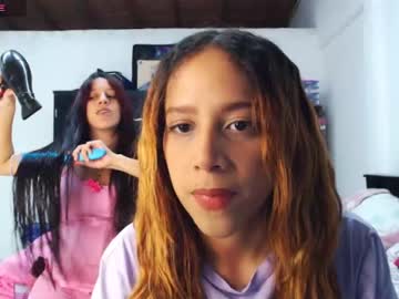 Hairy cam model Rosietaylor1, 25 yrs live now