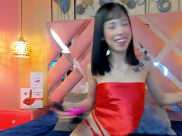 Feet Cams Live model Roxannecrush_, age 18 streaming Foot Fetish VR