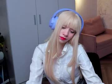 Royalmira, 18 years old, GOAL: Heeey CB, I`m NEW ? [9 tokens remaining] ? Welcome to my room! ? hello everyone <3 I'm #new Amanda I'm #shy and #young I'm also #skinny, me #18, webcam photo