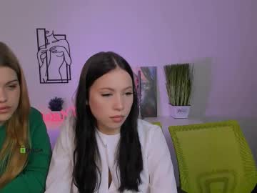 Ruby_lay, GOAL: support new girls here ? [333 tokens remaining] Welcome to my room! #18 #shy #blonde #new  #smokers, webcam photo