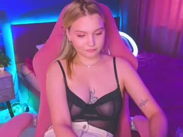 Sabrinaspel • naturale19y • in your computer • public