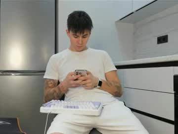 Sairyeks, 18 years old, GOAL: TAKE OFF T-SHIRT [439 tokens remaining] Welcome to my room! #18 #bigcock #tattoo #muscle #new, webcam photo