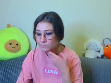 Sally_mansonx, 20 years old, Goal: ??Stand and show the body? #cute #new #c2c #feet #tease - Next Goal: ??Show my bra and panties?, webcam photo