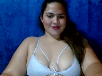 Samanthaa_gold, 25 years old, GOAL: Sexy Dance + Striptease [285 tokens remaining] HAPPY LABOR DAY GUYS!!!! #latina #new #curvy #milf #slut, webcam photo