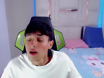Santiagoo_07, 20 years old, Goal: ??Sexy Dance? #18 #teen #young #lovense #cum - Next Goal: ??show ass in camera, webcam photo