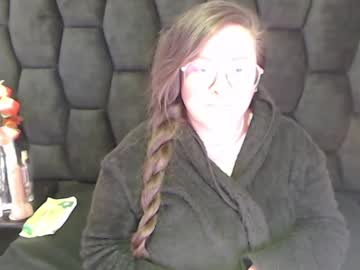 Squirting cam girl Sara_thonson_ live now