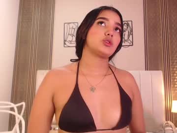 Saraa_x, 18 years old, ((  Play with my pussy )) ?? #new #bigass #latina #18 #squirt [100 tokens remaining], webcam photo