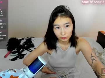 Skinny Asian cam girl Saraxray | 22 yrs live in HD