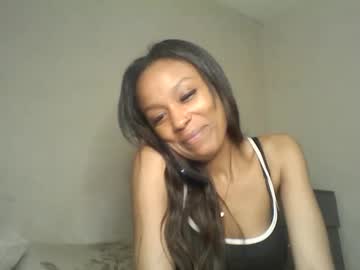 Saucy_shanice • bigboobs31y • England, United Kingdom • public
