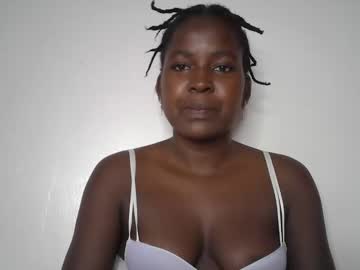 Savivore • sexytits • In your heart • public