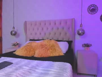 Skinny Asian cam girl Scarlet_brown20 | 20 yrs live in HD
