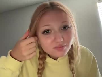 Scarletterosexoxo, ?? Take shirt off [570 tokens left] #18 #new #teen #natural #young, webcam photo