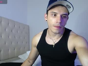 Live gay cam model Sean__opry19 yrs streaming now in HD