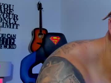 Muscle cam star Sean_carrera69, 26 yrs