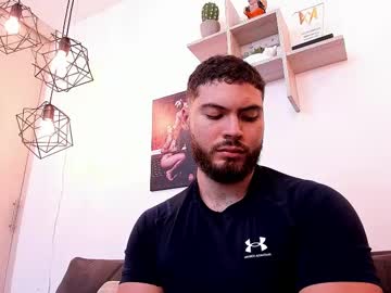 Muscle cam star Sebastianvilla__, 21 yrs