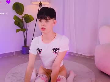 Sebbyross, 19 years old, GOAL: dance sexy, keep doing [88 tokens remaining]     #femboy #lovense #gay #18 #twink, webcam photo