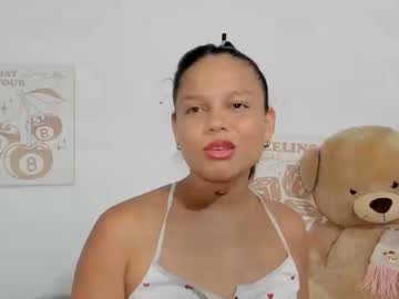 Squirting cam girl Selenapecado live now