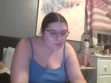 Selene774455, new streamer come show some love! <3 #natural #18 #new #bigtits #glasses  [250 tokens remaining], webcam photo