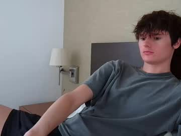 Sensualalien • twink26y • United States • public