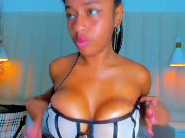 Sexyebonyvip_ • hugeboobs29y • Colombia • public