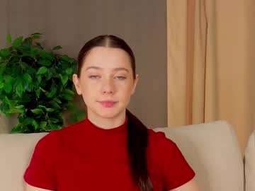 Shalasauage, 18 years old, Goal: "yoga show" hello cb, my name is Lara, this is my first day #18 #new #shy #natural #bigass [78 tokens remaining], webcam photo