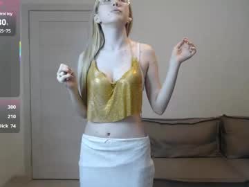 Shelleycoote, 18 years old, GOAL:tease my top #cosplay #anime #New #18 #blond #cute #Shy [35 tokens remaining], webcam photo