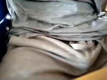Shootrzer0 • masturbating • Gauteng, South Africa • public