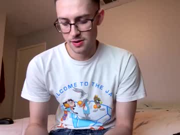 Hairy cam model Skinndick214, 26 yrs live now