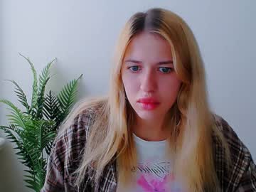 Sky_muse_, Sky_muse_'s room #18 #young #new #nonude #asian, webcam photo