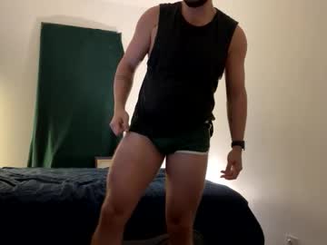 Hairy cam model Skyonpalm123 live now