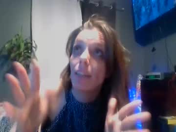 Smokeingbitch420 • milf39y • Minnesota, United States • public