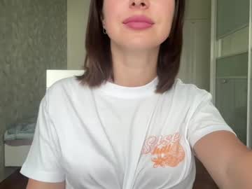Sofaandfuns, 45 years old, hey im sophie! #lush #new #milf #bigass // GOAL: wanna see my boobs? [99 tokens left], webcam photo