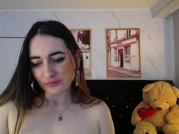 Soffi_betacur_b, GOAL: Sexy Dance [49 tokens remaining] Welcome to my room! #new #latina #skinny #feet #mature, webcam photo