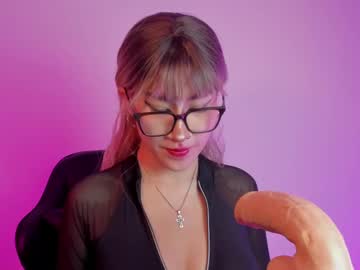 Skinny Asian cam girl Sofii_uwu_ | 18 yrs live in HD