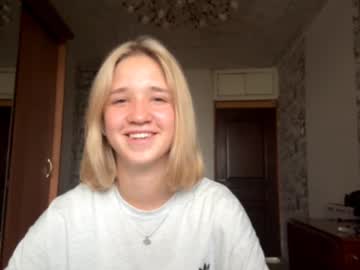 Softie_queen, 18 years old, Goal: Show tongue! I am new here and your support is very important to me! Thank you! ^^ #shy #18 #cute #new #blonde [17 tokens remaining], webcam photo