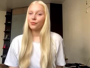 Sonagilberti, 18 years old, Hello im Alice! Goal - Air kiss #new #teen #shy #18 #blonde [25 tokens remaining], webcam photo