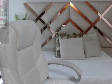 Sophia_hadid, 32 years old, GOAL: Sexy Dance [287 tokens remaining] Welcome to my room! I am a girl who wants to enjoy a little of your stay #feet #blonde #redhead #lovense #new, webcam photo