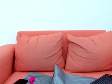 Sophiateran, GOAL: Top off - Let’s show some skin! [3 tokens remaining] ? Traviesa, atrevida y muy curiosa ? #new #bigass #anal #ass #latina, webcam photo
