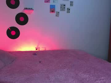 Feet Cams Live model Sophie_collins13, age 22 streaming Foot Fetish VR