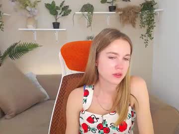 Spicy_lexi, Goal: ??tease show? #dance #dirtytalk #twerk #sexyfeet #new - Next Goal: ??Show Panties?, webcam photo