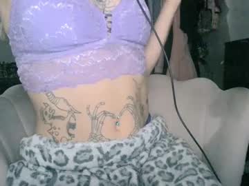 Spy_xeno_baby • petite • Michigan, United States • public