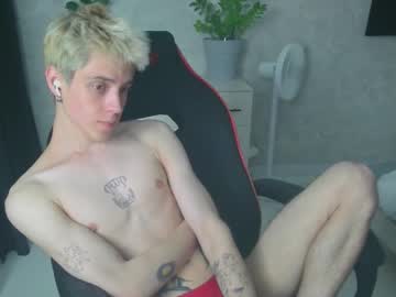 Live gay cam model St_koshin23 yrs streaming now in HD