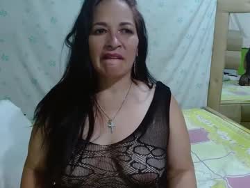 Stefanny_taylor • makemewet36y • in your thoughts • public