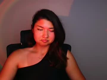 Steffi_xo, 19 years old, GOAL: Welcome to Cb [49 tokens remaining] Welcome to my room! #new #teen #18 #shy #cute, webcam photo