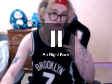 Live gay cam model Steveblowjobss21 yrs streaming now in HD