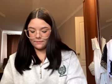 Stevenfallo, Goal: (   turn around   )     Hello guys ^my name is   Mary  ?Welcome to my room ?^ #18 #shy #natural #new  #teen [33 tokens remaining], webcam photo