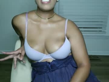 Strawberrykissesxoxo • boobs • Miami, FL • public