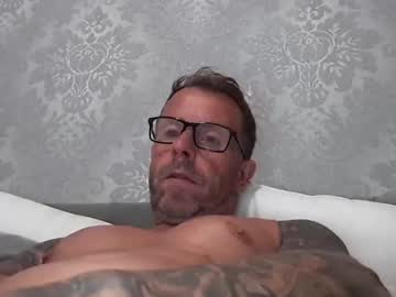 Catch me live as Stretchanderson in premium male cam shows